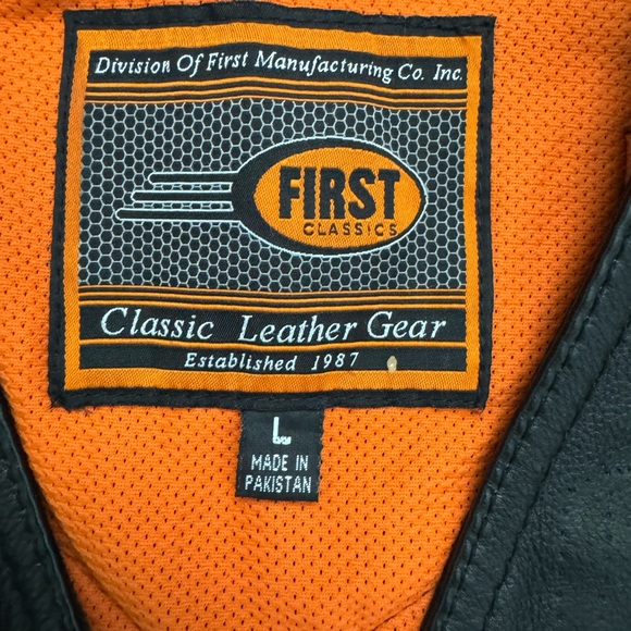 ITALIA LEATHER CUT Biker Jacket with patches (see description) - Picture 3 of 7